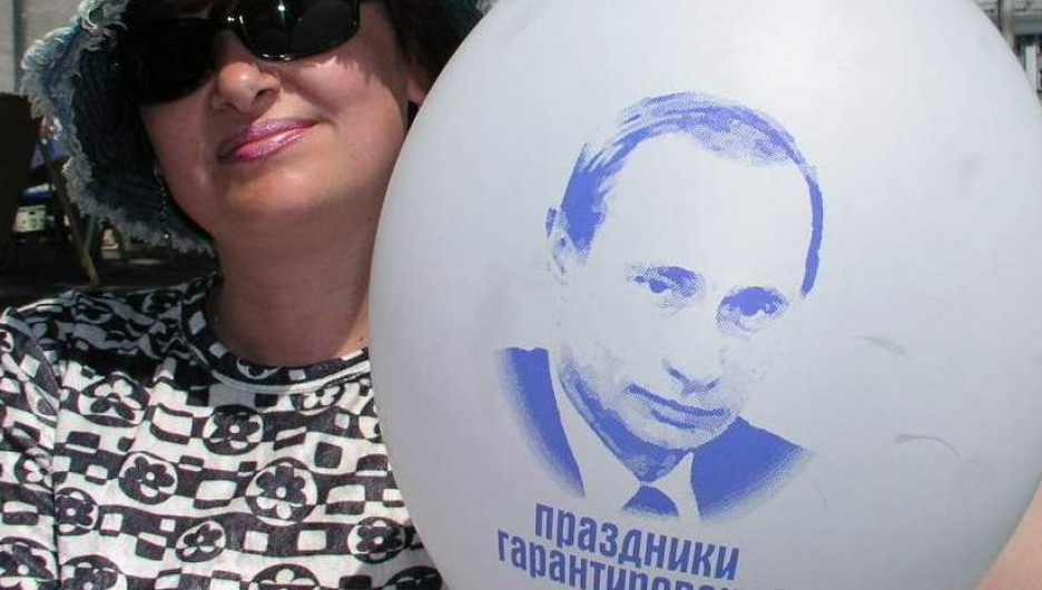 Представители бизнеса инициировали, а Владимир Путин узаконил День российского предпринимательства.