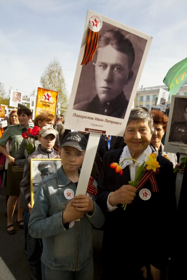 Акция "Бессмертный полк". Барнаул, 9 мая 2013 г.