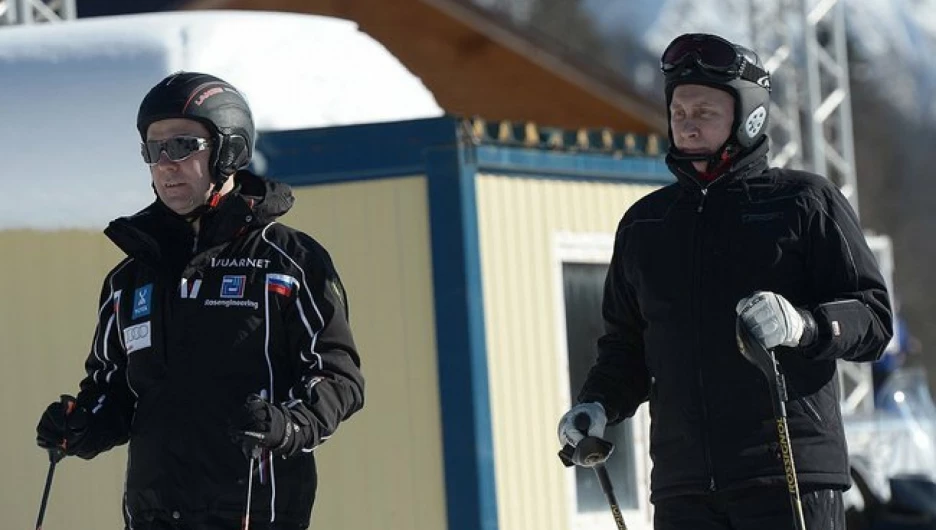 Владимир Путин и Дмитрий Медведев.