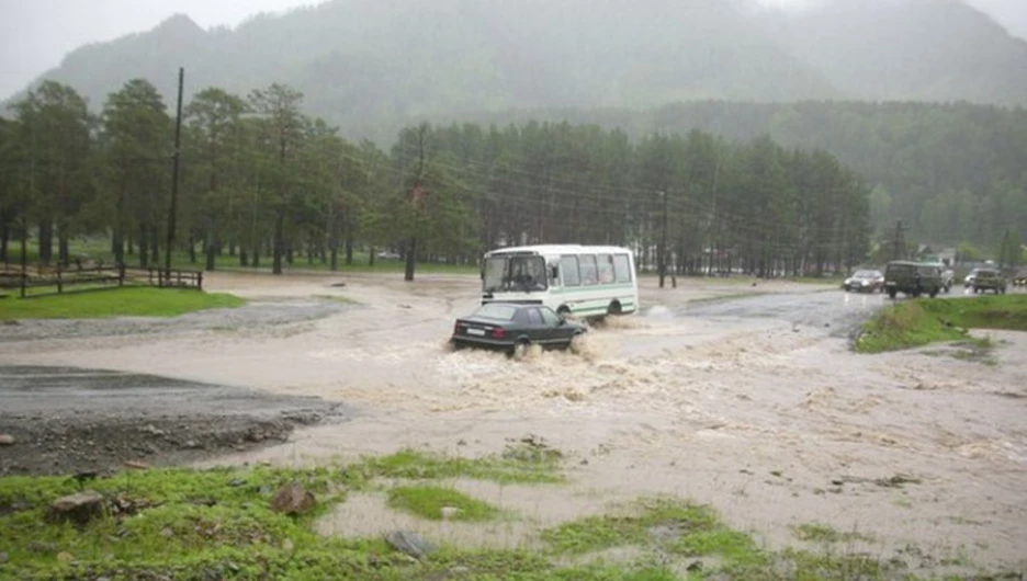 Паводок в Горном Алтае. Май 2014 г.
