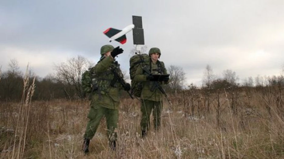 На учении РВСН в Алтайском крае беспилотники помогли обнаружить условных диверсантов.