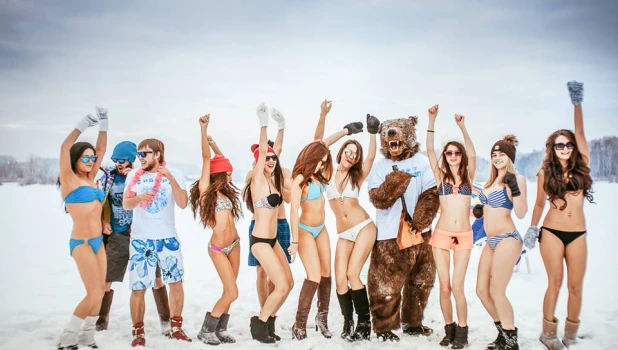 "Пляжная вечеринка" на Красном озере. Кемерово.