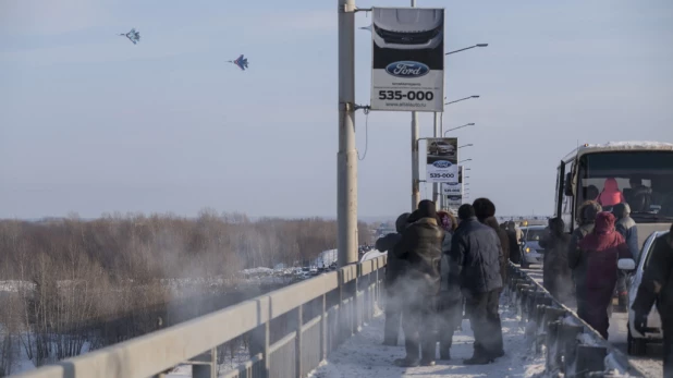 Авиационное шоу в Барнауле. 24 января 2014 года.