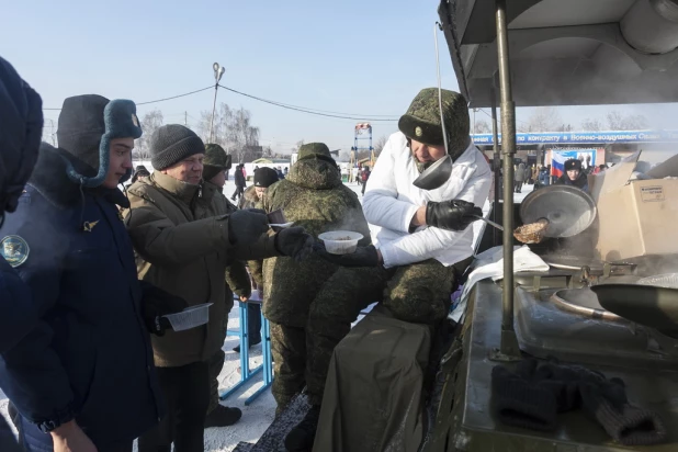 Авиашоу в Барнауле.