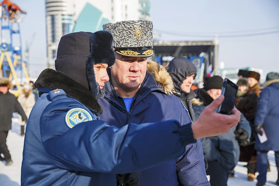 Виктор Бондарев в Барнауле.