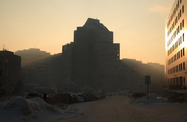 Фотография сделана в 2014 году ул. Папанинцев, 123.