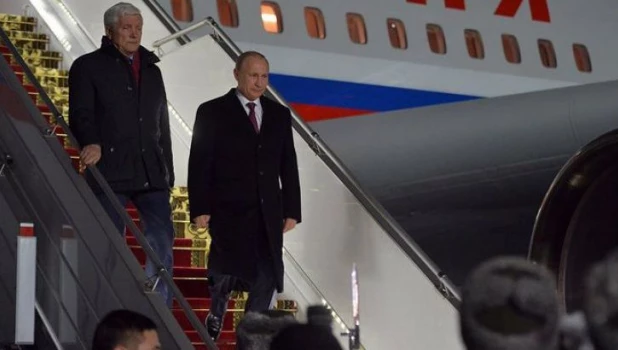 Александр Суриков и Владимир Путин.