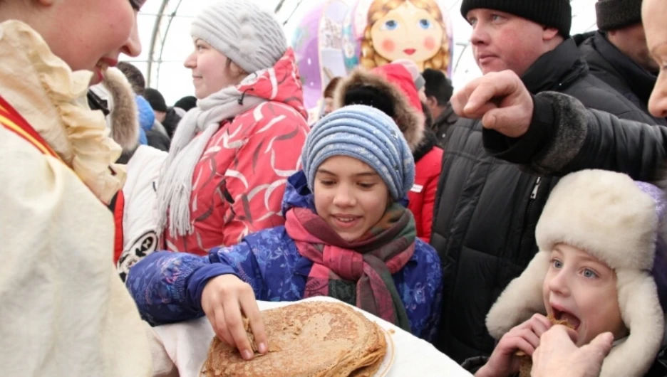 Фестиваль "Сибирская Масленица" в Новотырышкино.