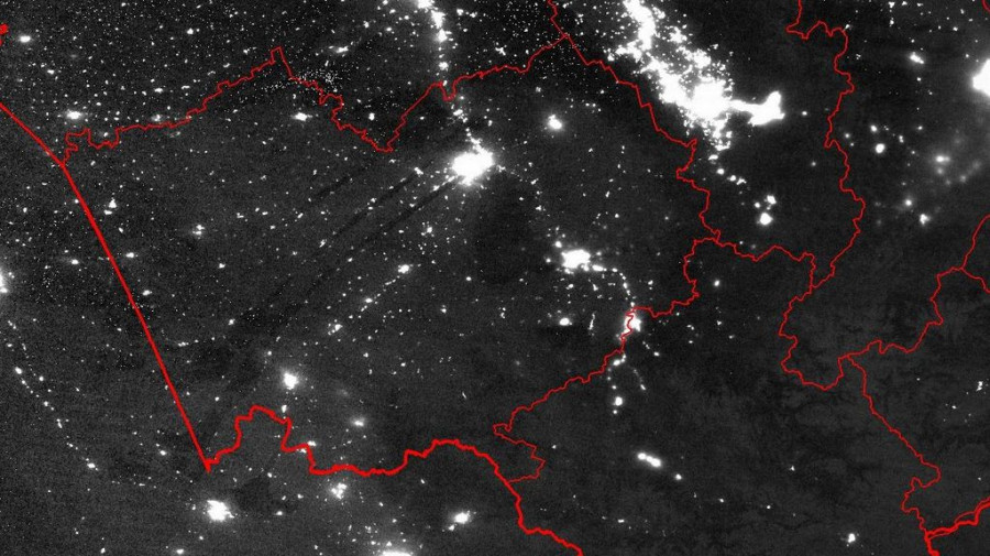 Алтайский край безлунной ночью в оптическом диапазоне. Вид из космоса.