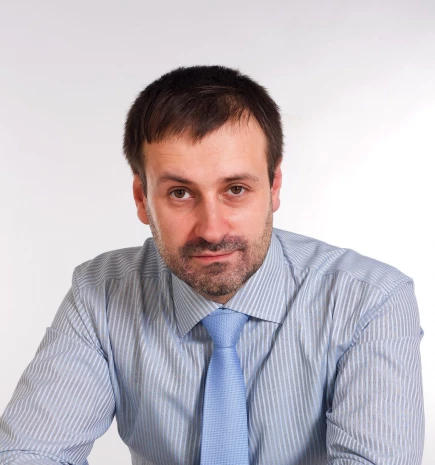Роман Райкин, доцент кафедры радиофизики и теоретической физики, проректор по развитию международной деятельности АлтГУ.