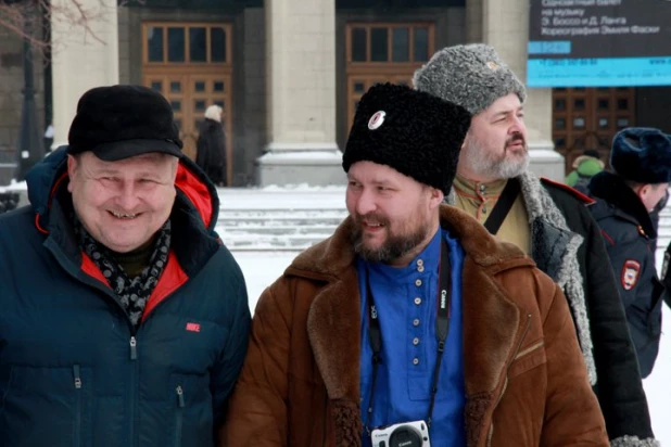 Митинг  "Защити свою веру" в Новосибирске.