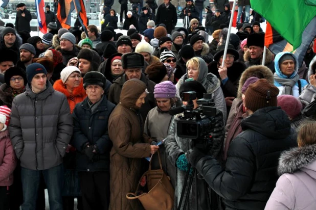 Митинг  "Защити свою веру" в Новосибирске.