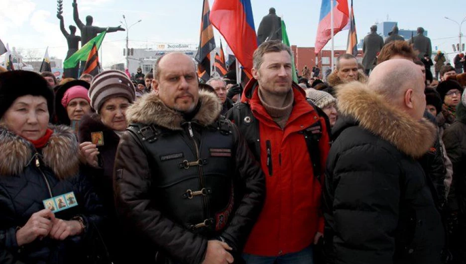 Митинг  "Защити свою веру" в Новосибирске.