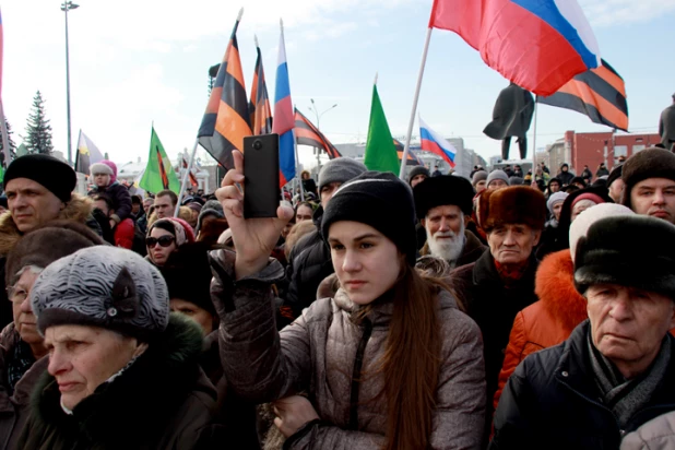 Митинг  "Защити свою веру" в Новосибирске.