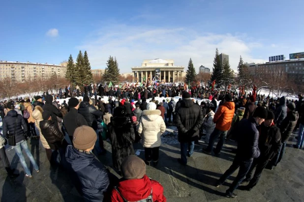 Митинг  "Защити свою веру" в Новосибирске.