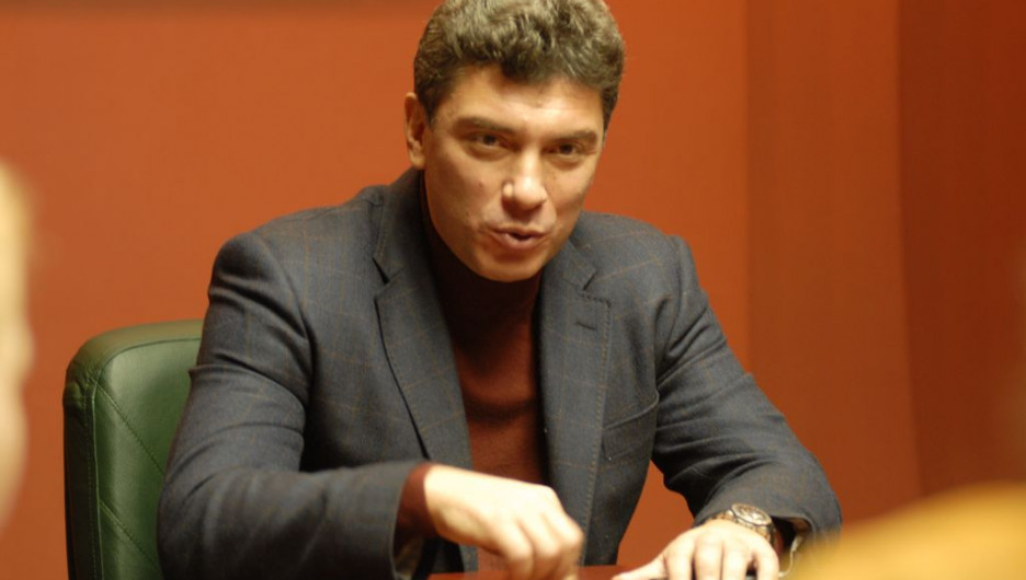 Борис Немцов в Барнауле осенью 2007 года.