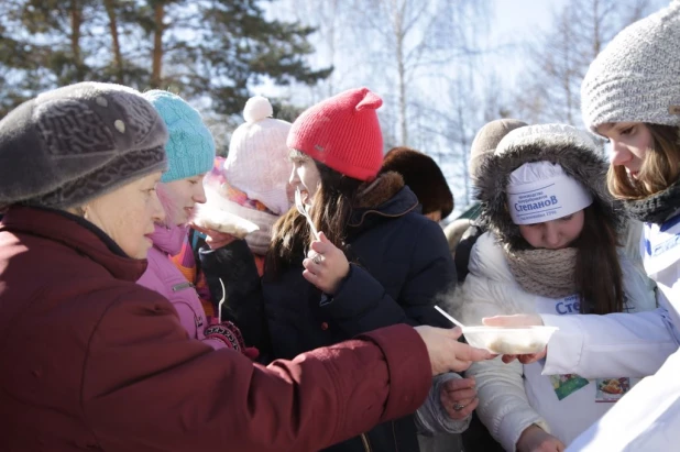 Барнаульцы съели 100 кг пельменей.