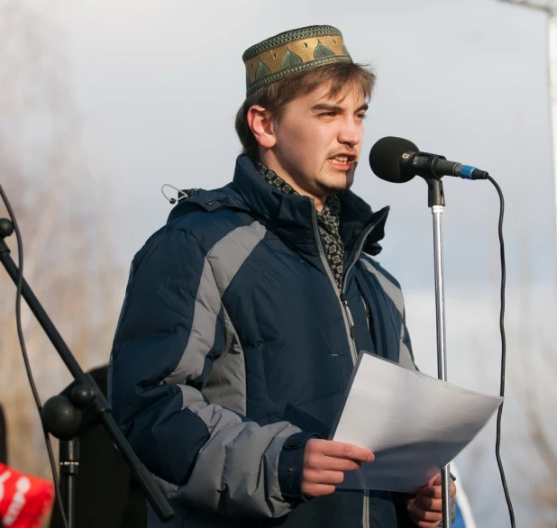 В Барнауле отметили годовщину присоединения Крыма.