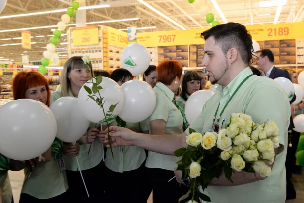 В Барнауле открылся первый магазин "Леруа Мерлен".