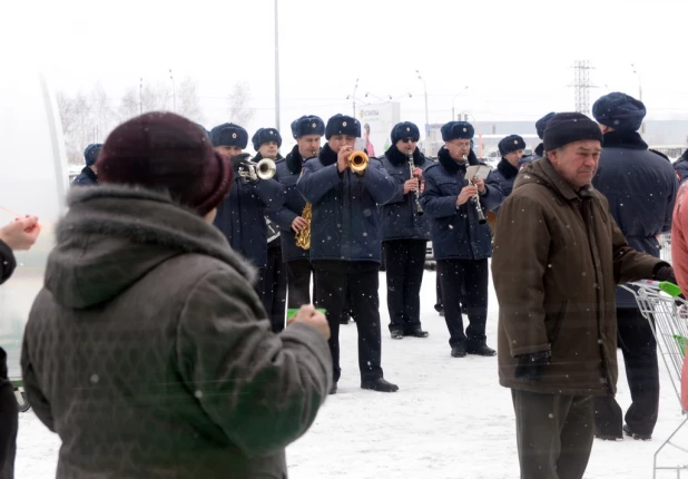 В Барнауле открылся первый магазин "Леруа Мерлен".