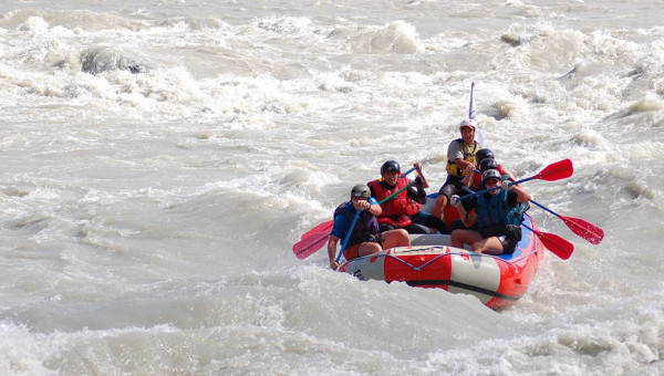 Спортсмен-водник рассказал о сплавах, переворотах и VIP-персонах на алтайских реках