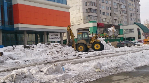 "Чистый четверг" в Центральном районе Барнаула.