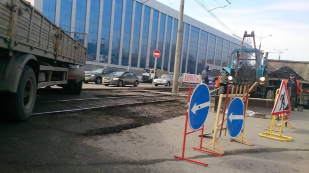 Перекрытие дорог. "Чистый четверг" в Барнауле.