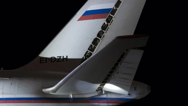 Высота Boeing 767 — 16 метров — сопоставима с высотой 5-этажного дома.