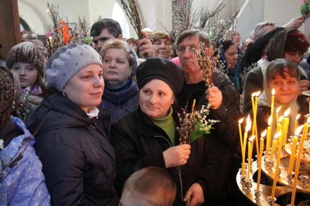 Вербное воскресенье в Барнауле. 5 апреля 2015 года.