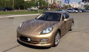 Porsche Panamera в Барнауле