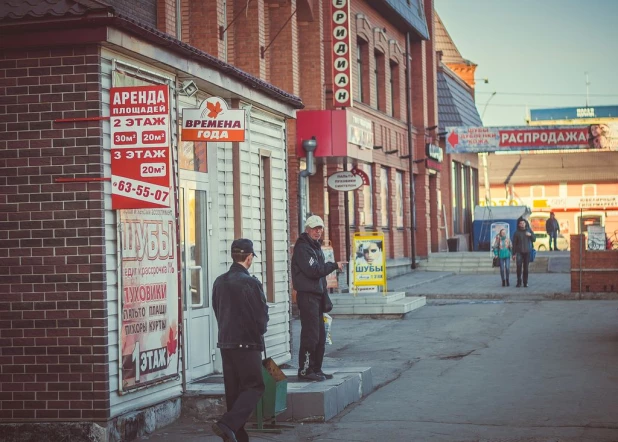 Улица Мало-Тобольская в Барнауле. Будущий "Арбат".