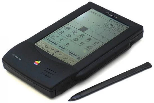 The Newton Message Pad.