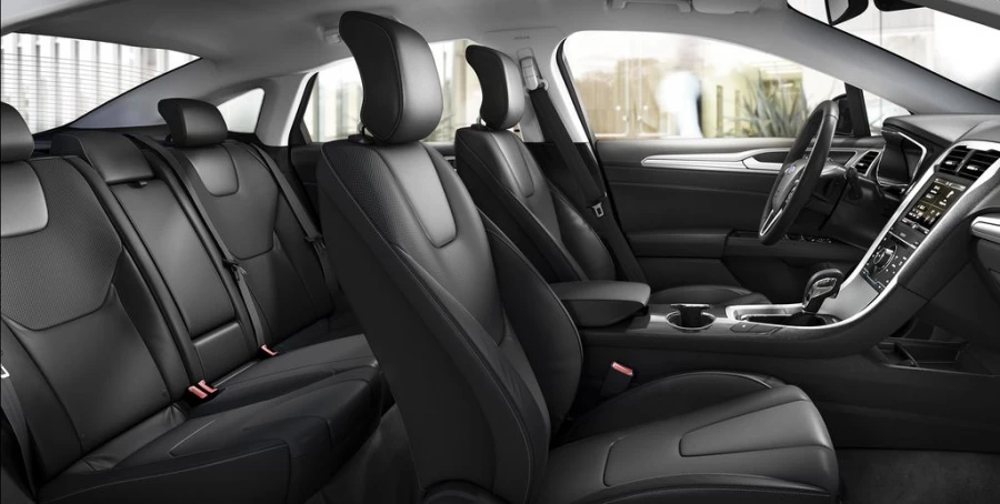 Автосалон "Форд" приглашает на тест-драйв и презентацию нового Ford Mondeo.