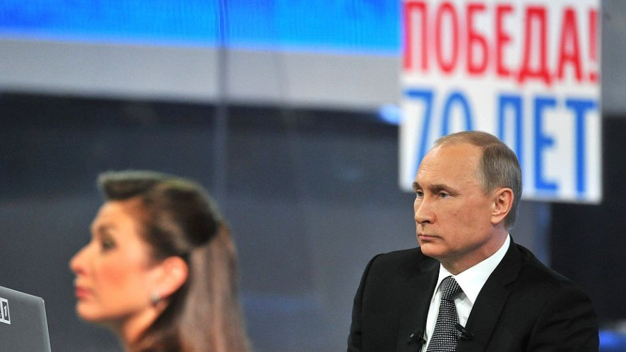 Прямая линия с Владимиром Путиным. 16 апреля 2015 года.