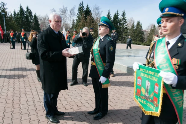 Эстафета Победы в Барнауле. 18 апреля 2014 года.