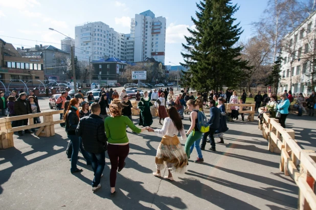 Рыцарские бои в Барнауле. 18 апреля 2015 года.