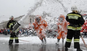 Выставка пожарной техники в Барнауле. 26 апреля 2015 года.