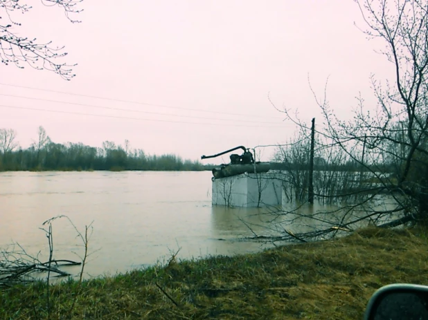 Паводок в Заринске, 26-27 апреля 2015 года.