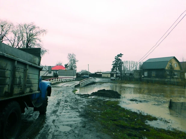 Паводок в Заринске, 26-27 апреля 2015 года.