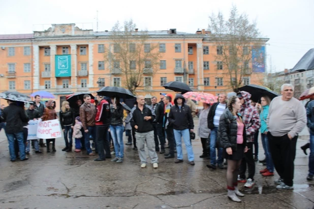 Акция протеста против плохих дорог в Рубцовске