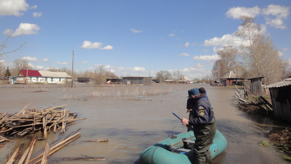 Паводок в Заринске, 27-28 апреля 2015 года.
