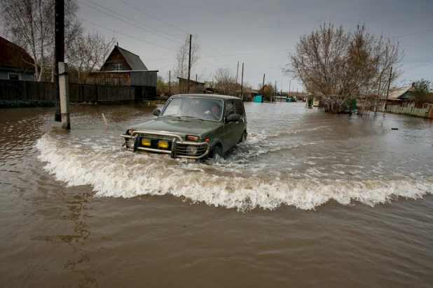 Паводок в Затоне, 30 апреля 2015 года.