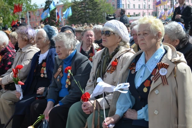 "Вспомним всех поименно…". Барнаул, 8 мая, 2015 года.