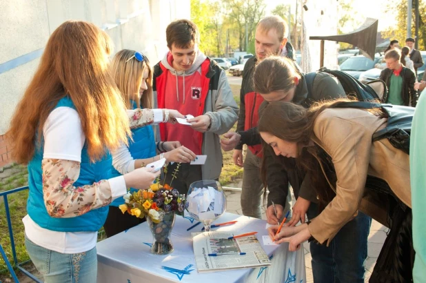 День радио на "Серебряном Дожде". Барнаул, 7 мая 2015 года. 