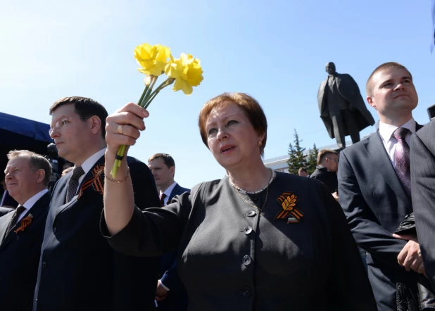 Шествие "Бессмертного полка" в Барнауле 9 мая 2015 года.