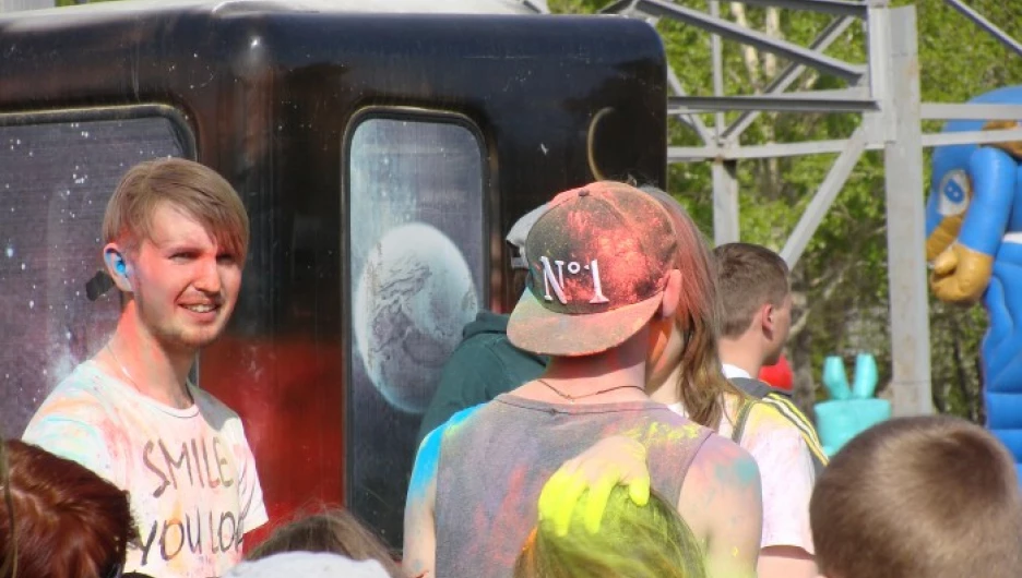 Фестиваль красок в Барнауле.