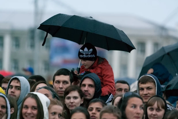 В Барнауле прошла реконструкция взятия Рейхстага. 11 мая, 2015 года.