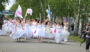 21 июня в Барнауле состоится V юбилейная акция "Сбежавшие невесты Cosmopolitan"