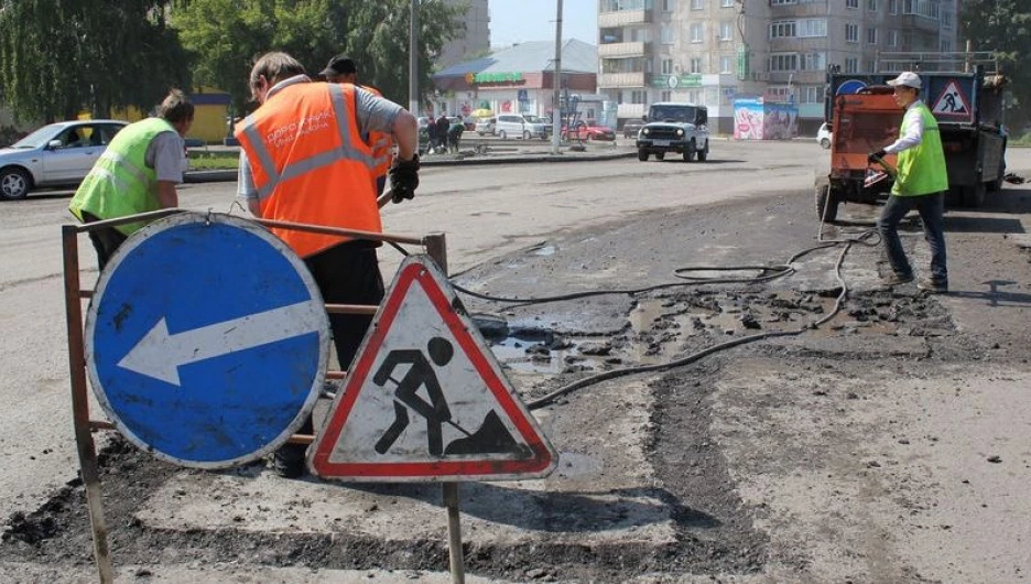 Ремонт дорог в Барнауле. 3 июня 2015 года.
