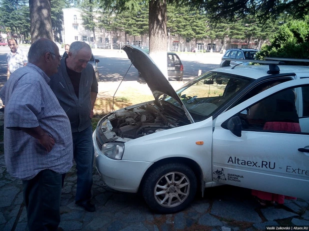 Барнаульские экстрималы съездили в Чечню и Грузию на Lada Kalina